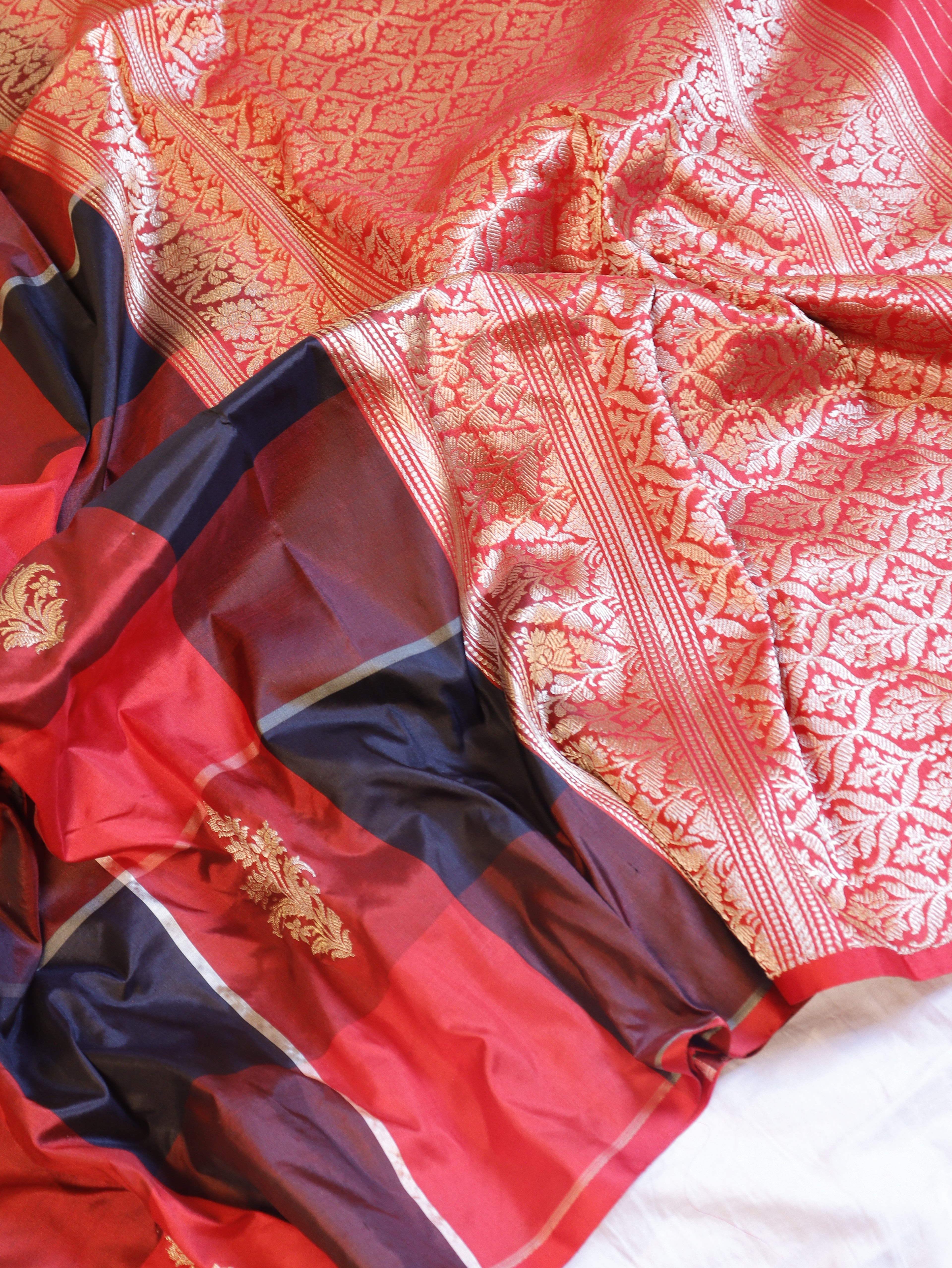 Pre-Order : Minimal Border Handloom Pure Katan Silk Saree - Red