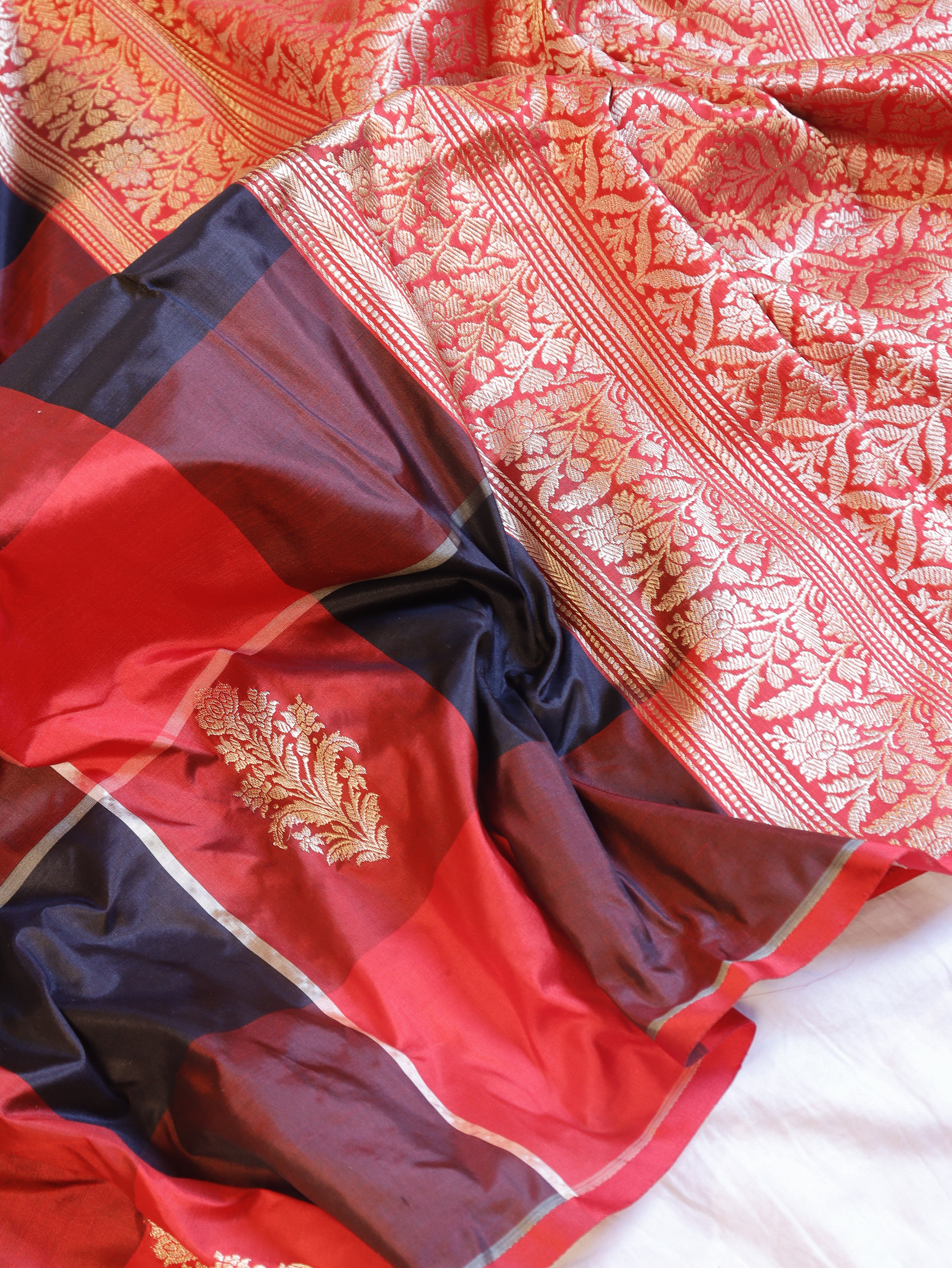 Pre-Order : Minimal Border Handloom Pure Katan Silk Saree - Red