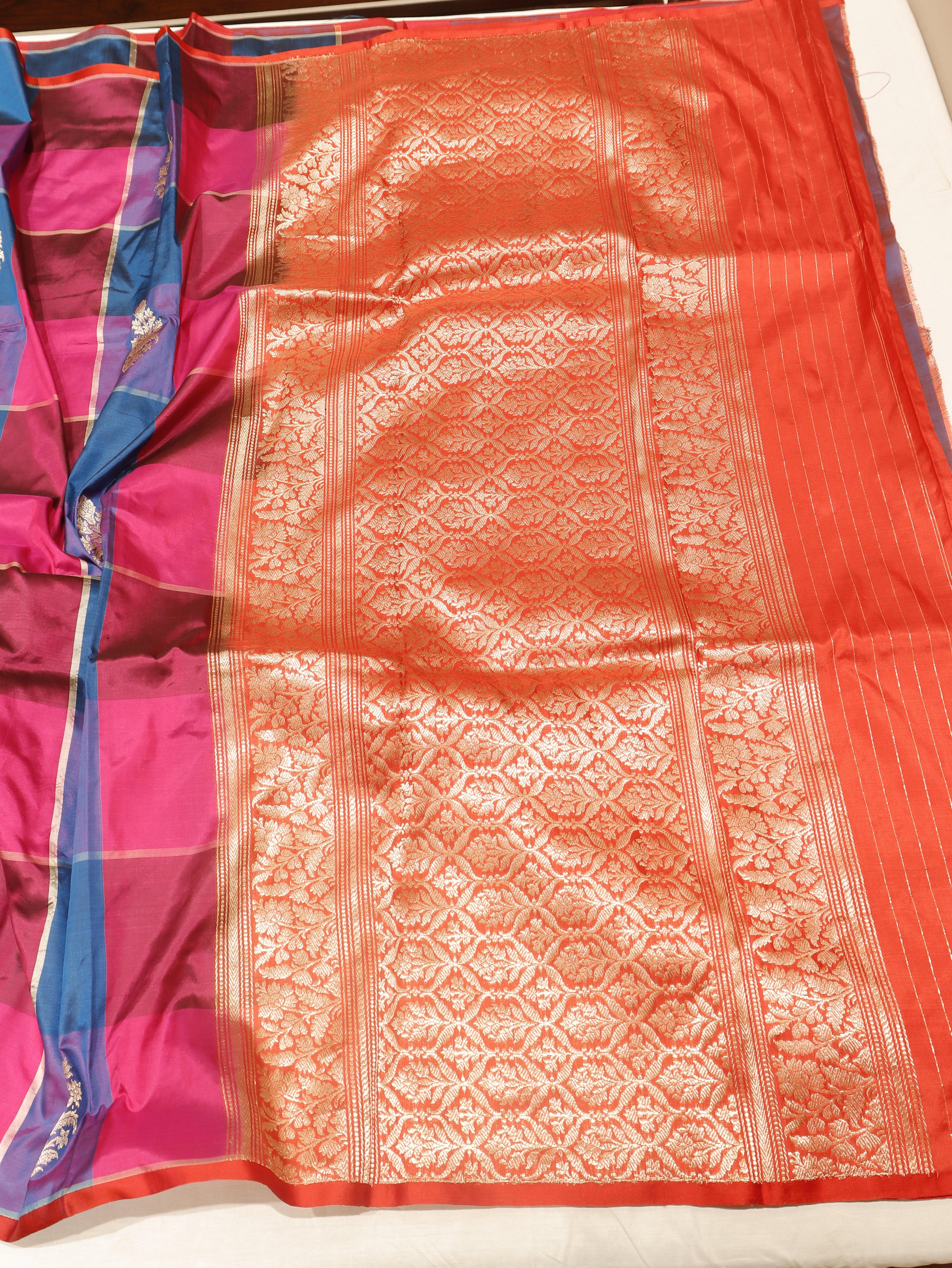 Minimal Border Handloom Pure Katan Silk Saree - Red