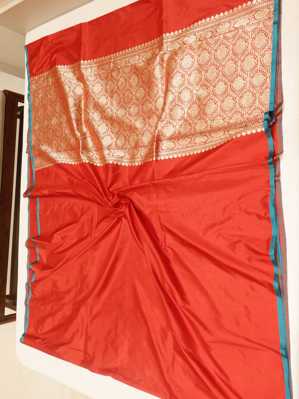 Minimal Border Handloom Pure Katan Silk Saree - Red