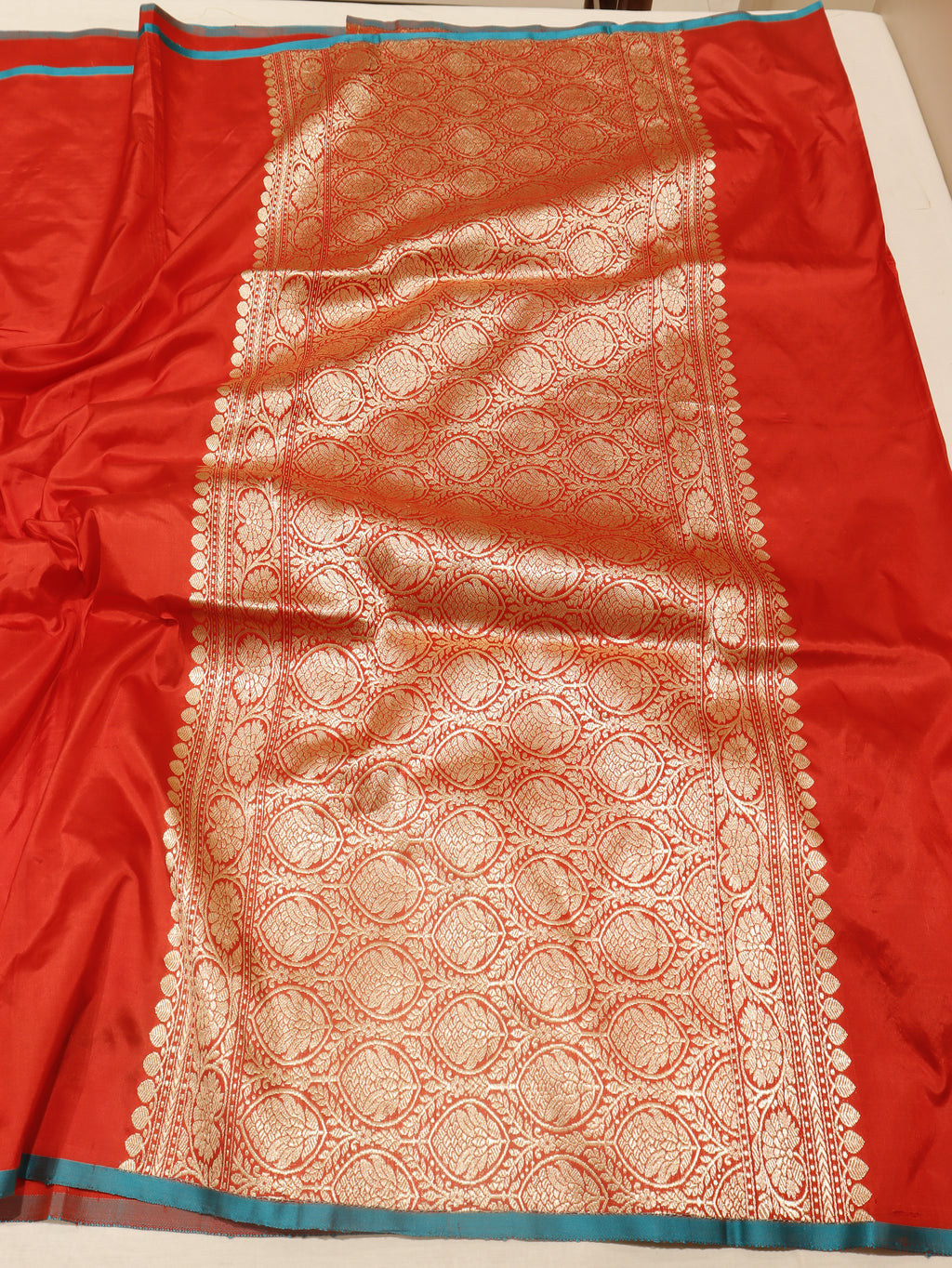 Minimal Border Handloom Pure Katan Silk Saree - Red