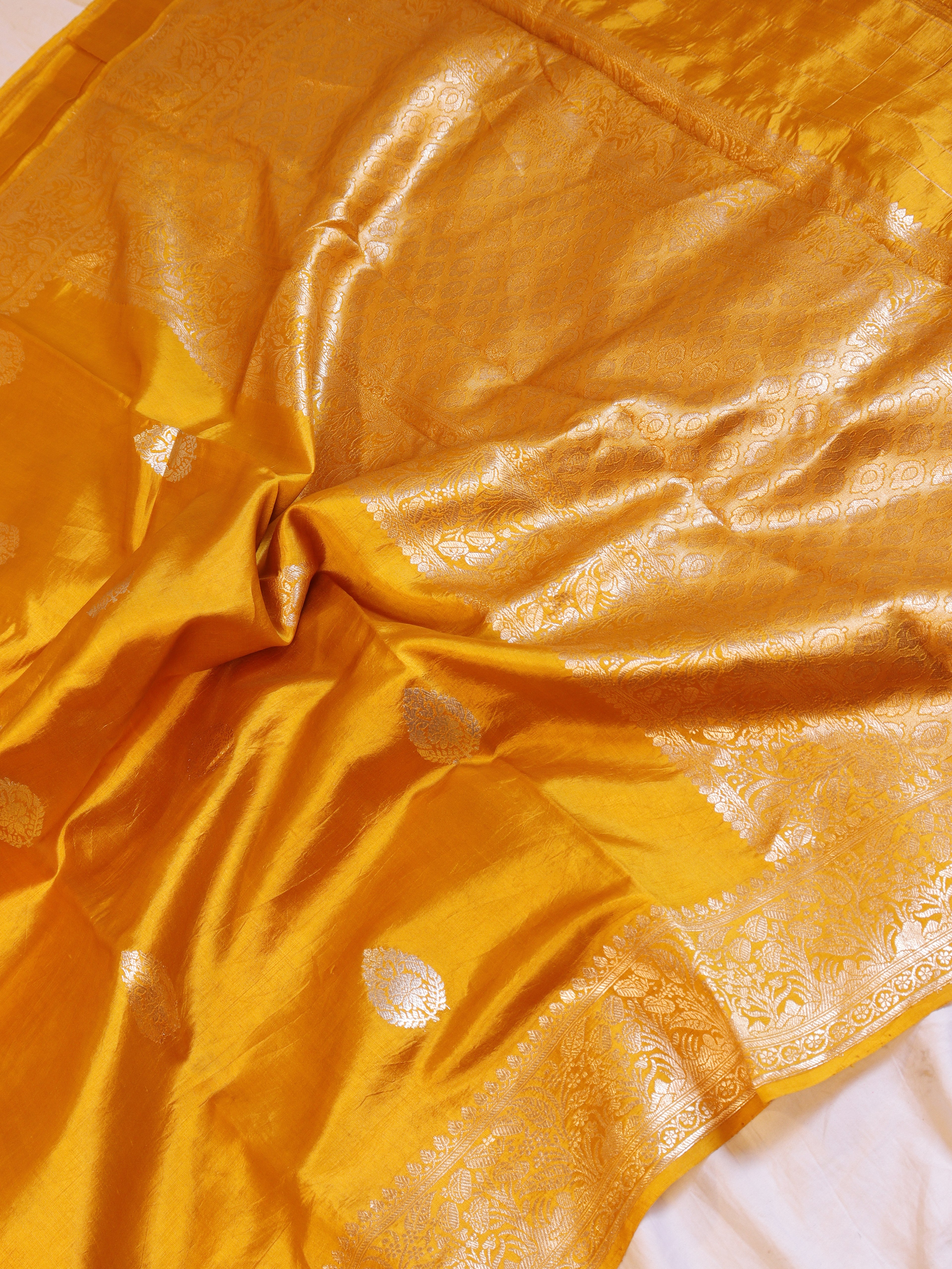 Traditional Border Handloom Pure Soft Katan Silk Saree - Yellow