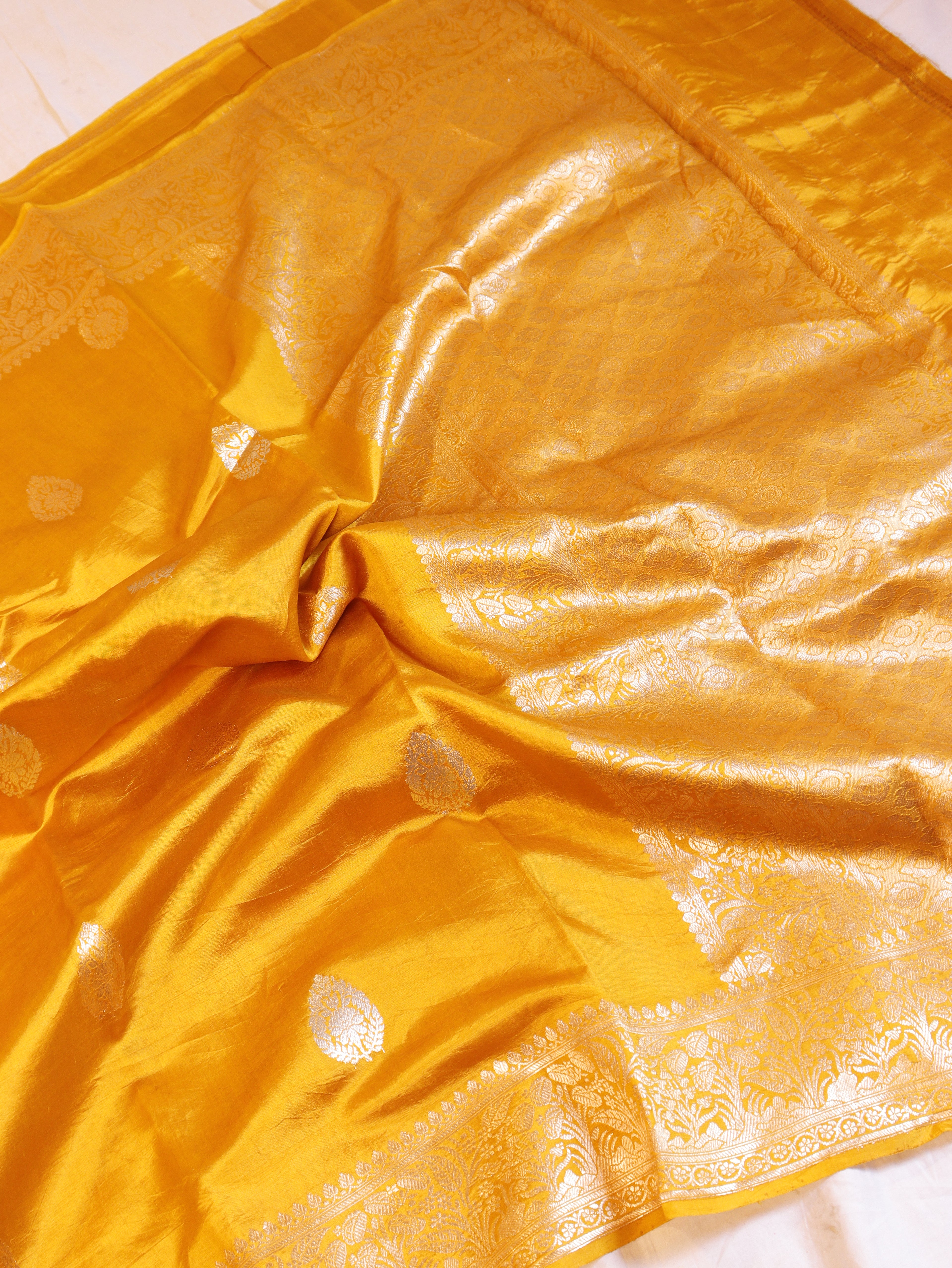Traditional Border Handloom Pure Soft Katan Silk Saree - Yellow