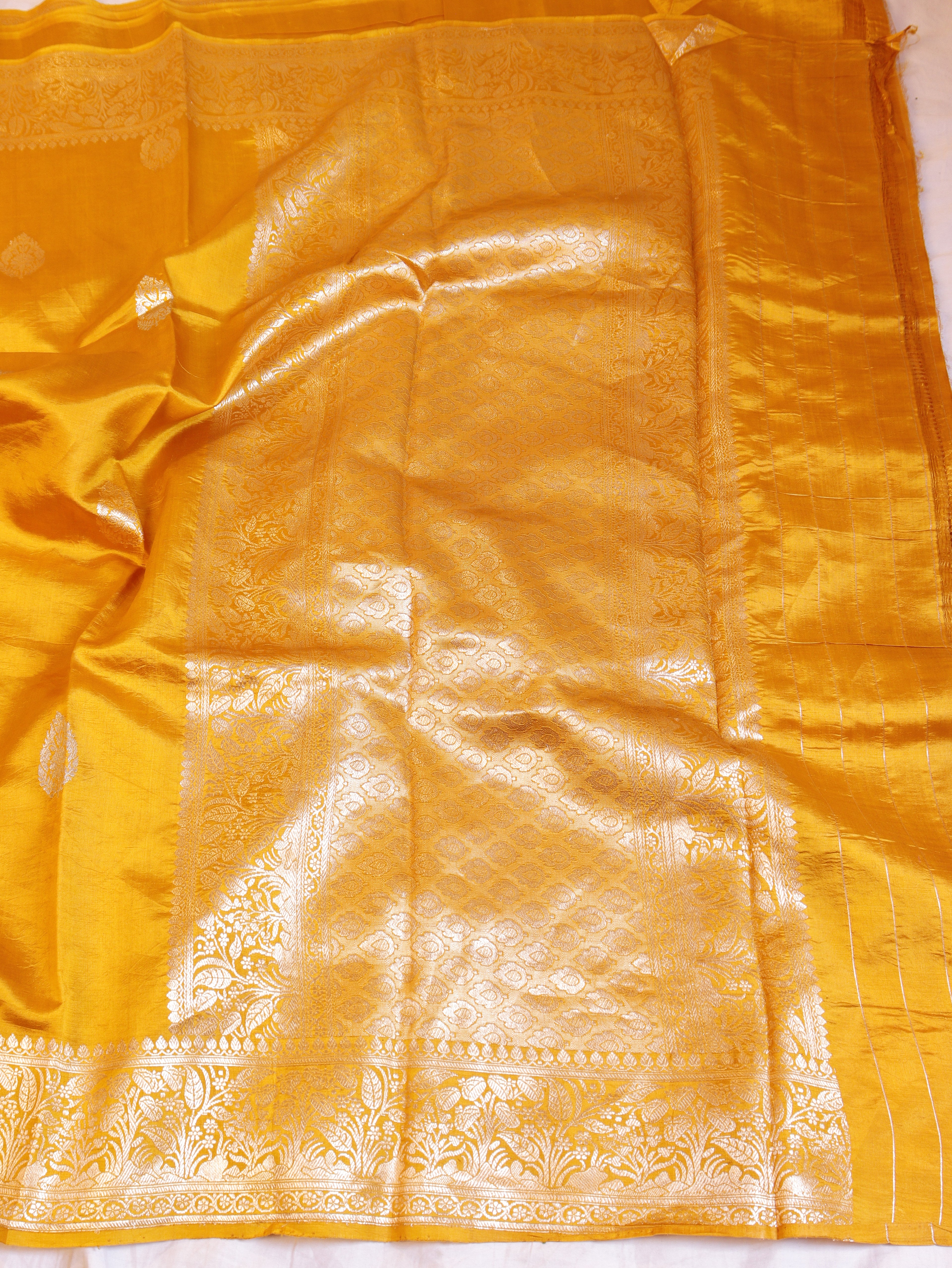 Traditional Border Handloom Pure Soft Katan Silk Saree - Yellow