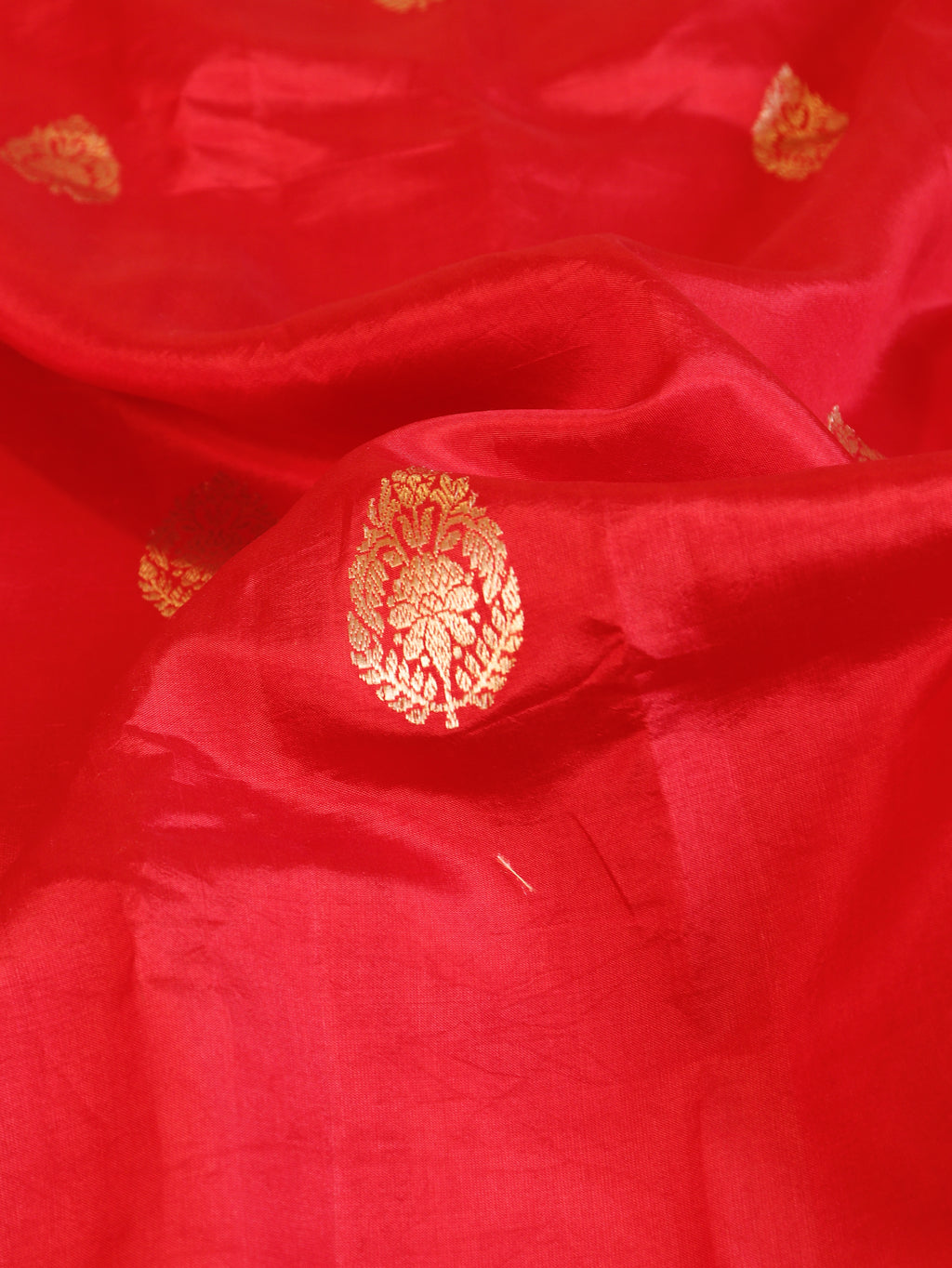 Traditional Border Handloom Pure Soft Katan Silk Saree - Red