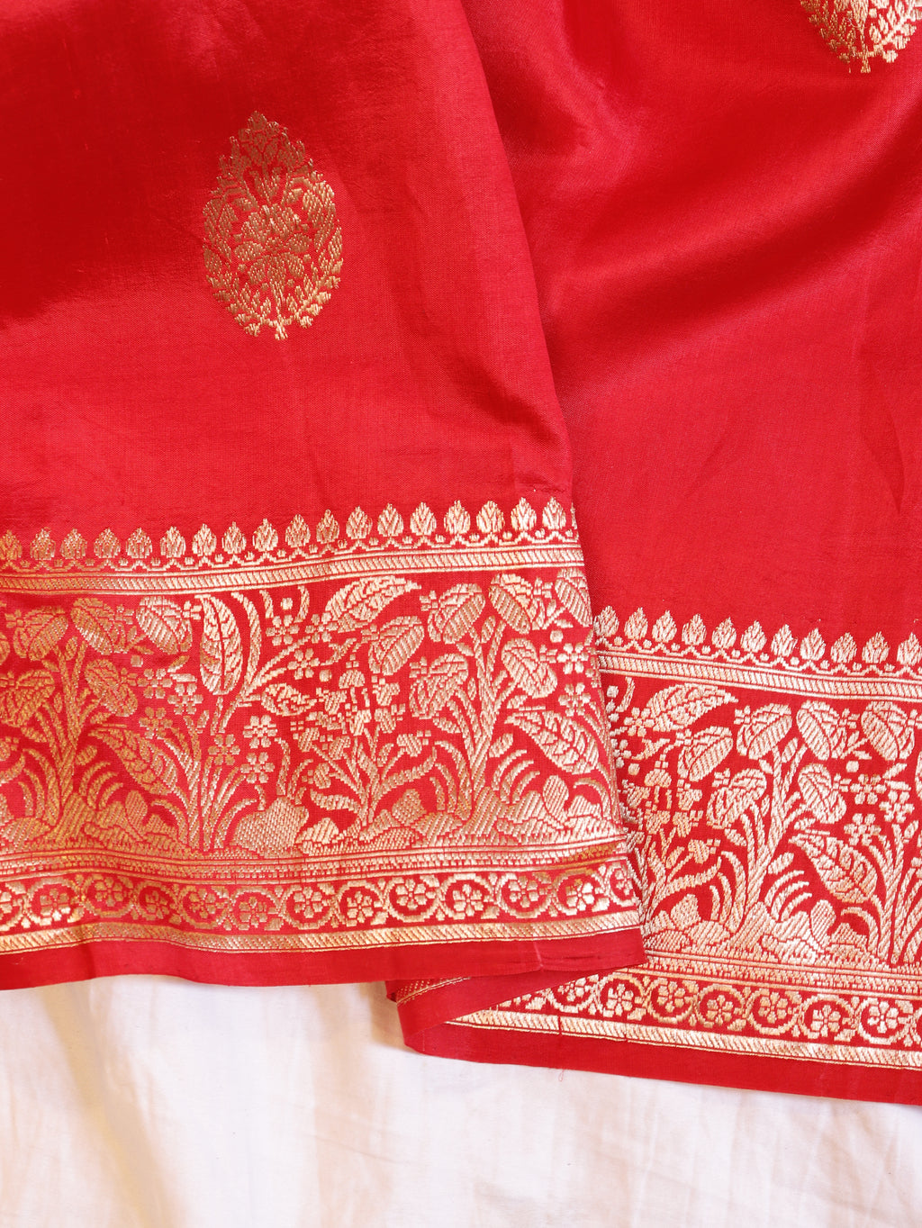 Traditional Border Handloom Pure Soft Katan Silk Saree - Red