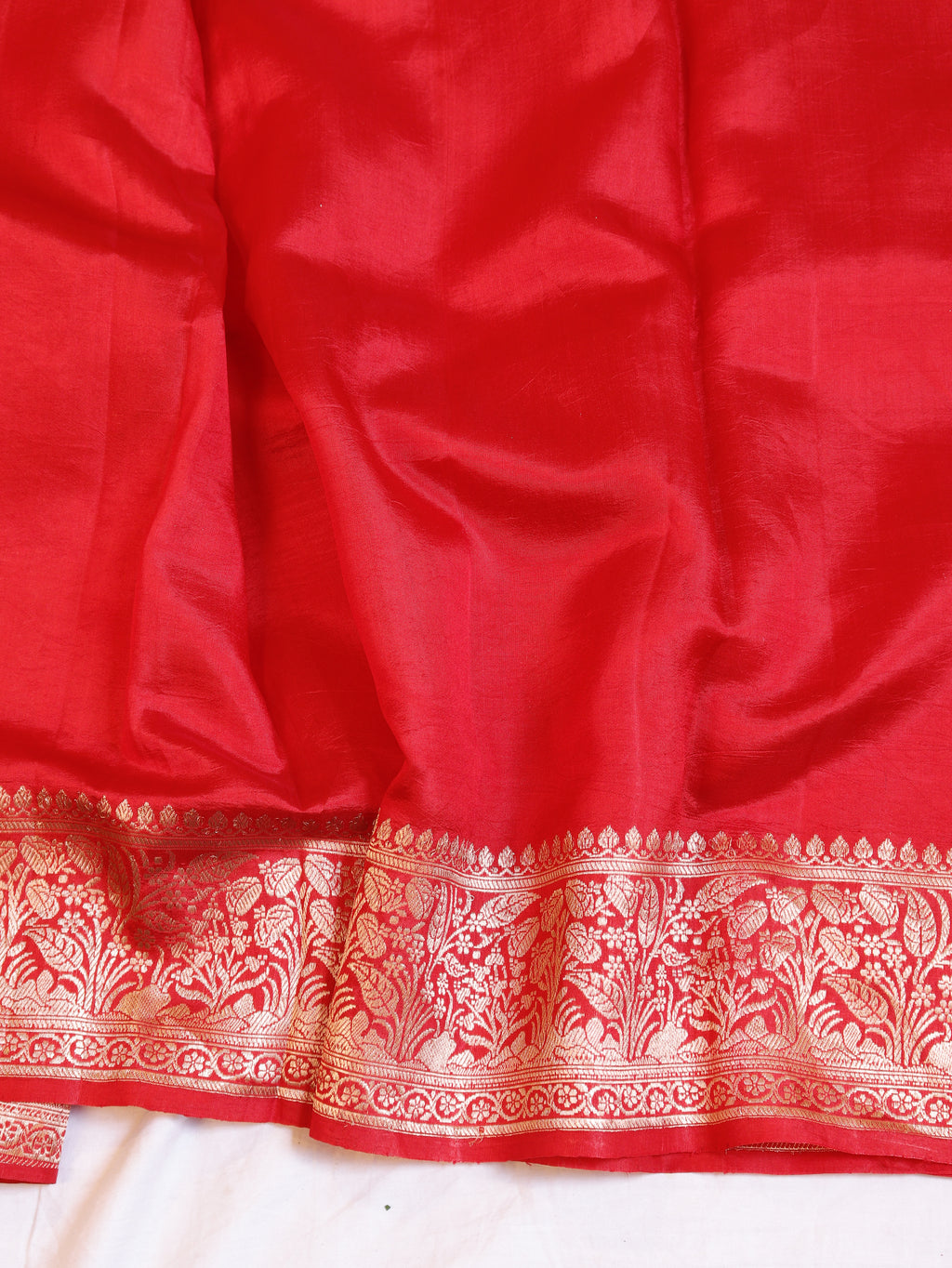 Traditional Border Handloom Pure Soft Katan Silk Saree - Red