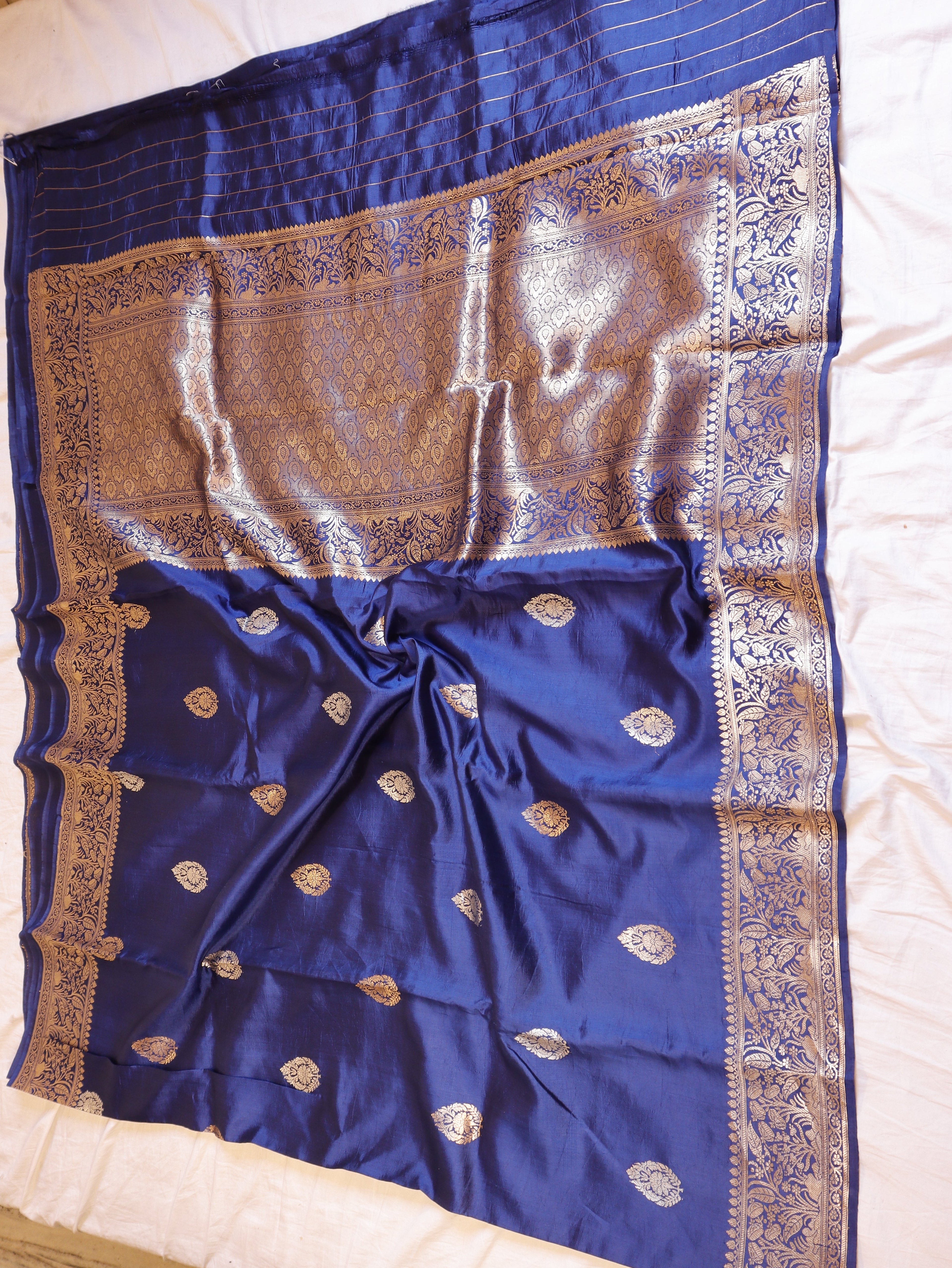 Traditional Border Handloom Pure Soft Katan Silk Saree - Blue