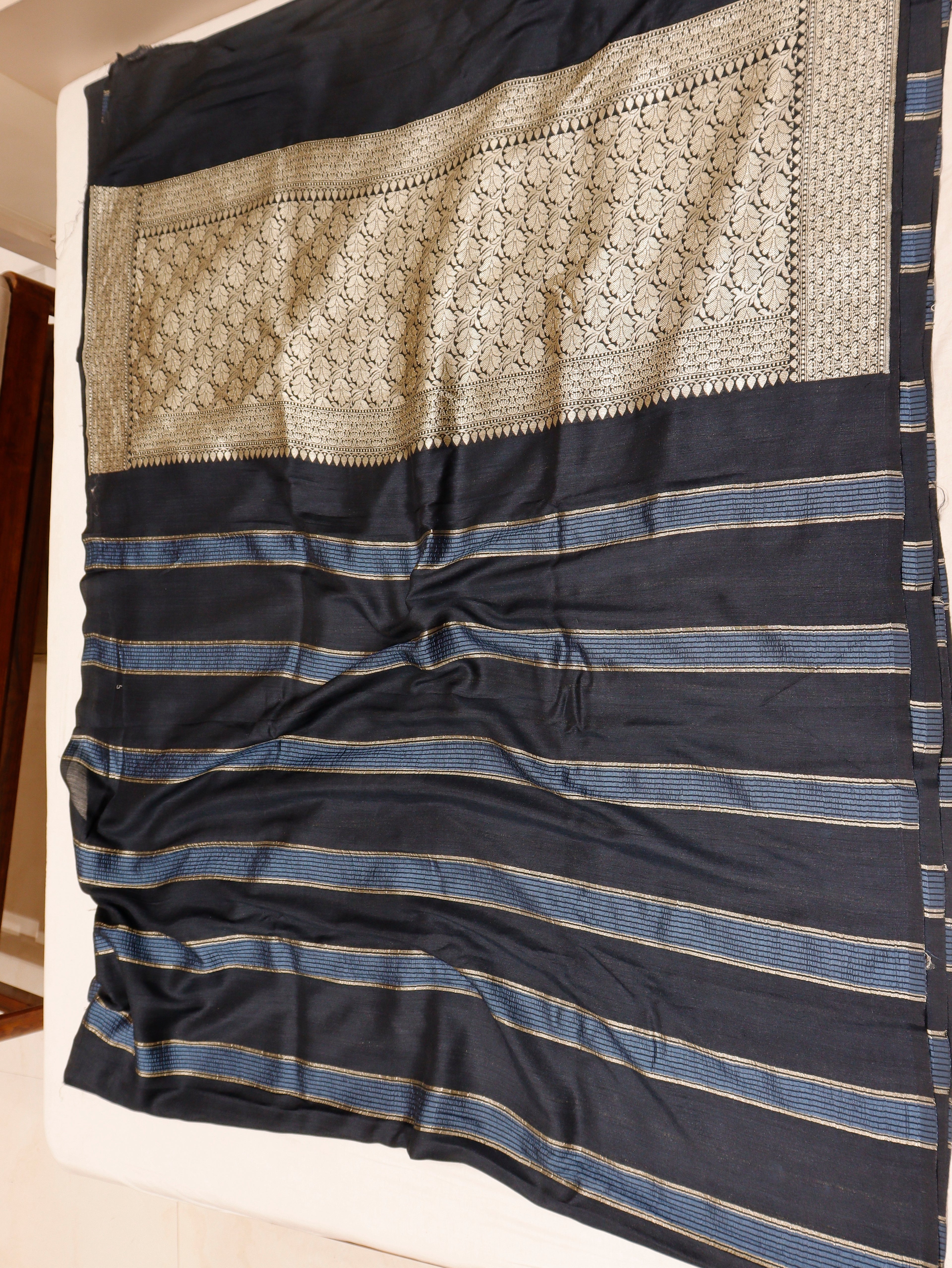 Banarasi Pure Moonga Silk Handloom Saree – Deep Blue