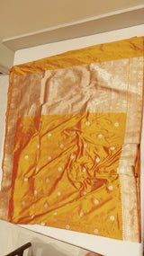 Chand Tara Handwoven Pure Banarasi Silk Saree