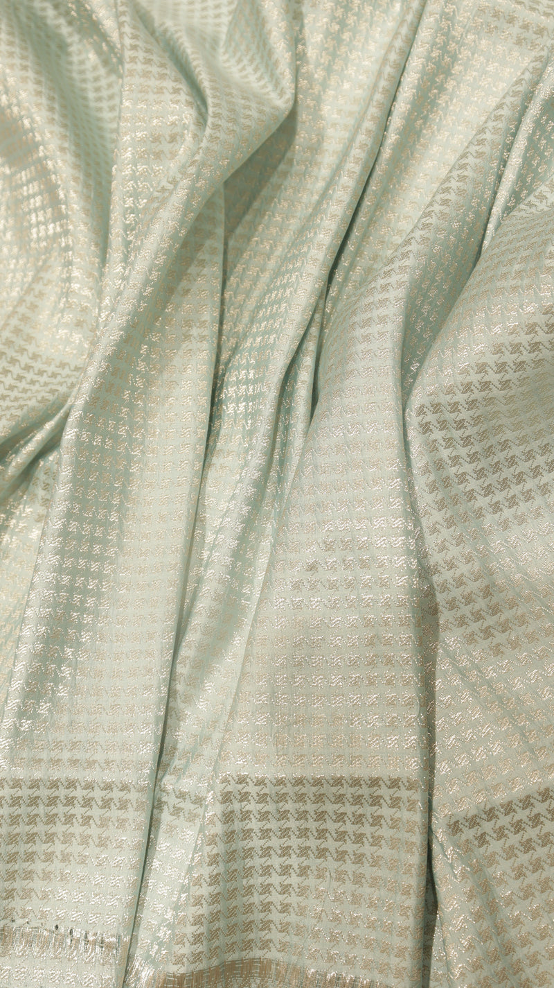Handloom Crushed Tissue Saree With Cross-Stitched Border