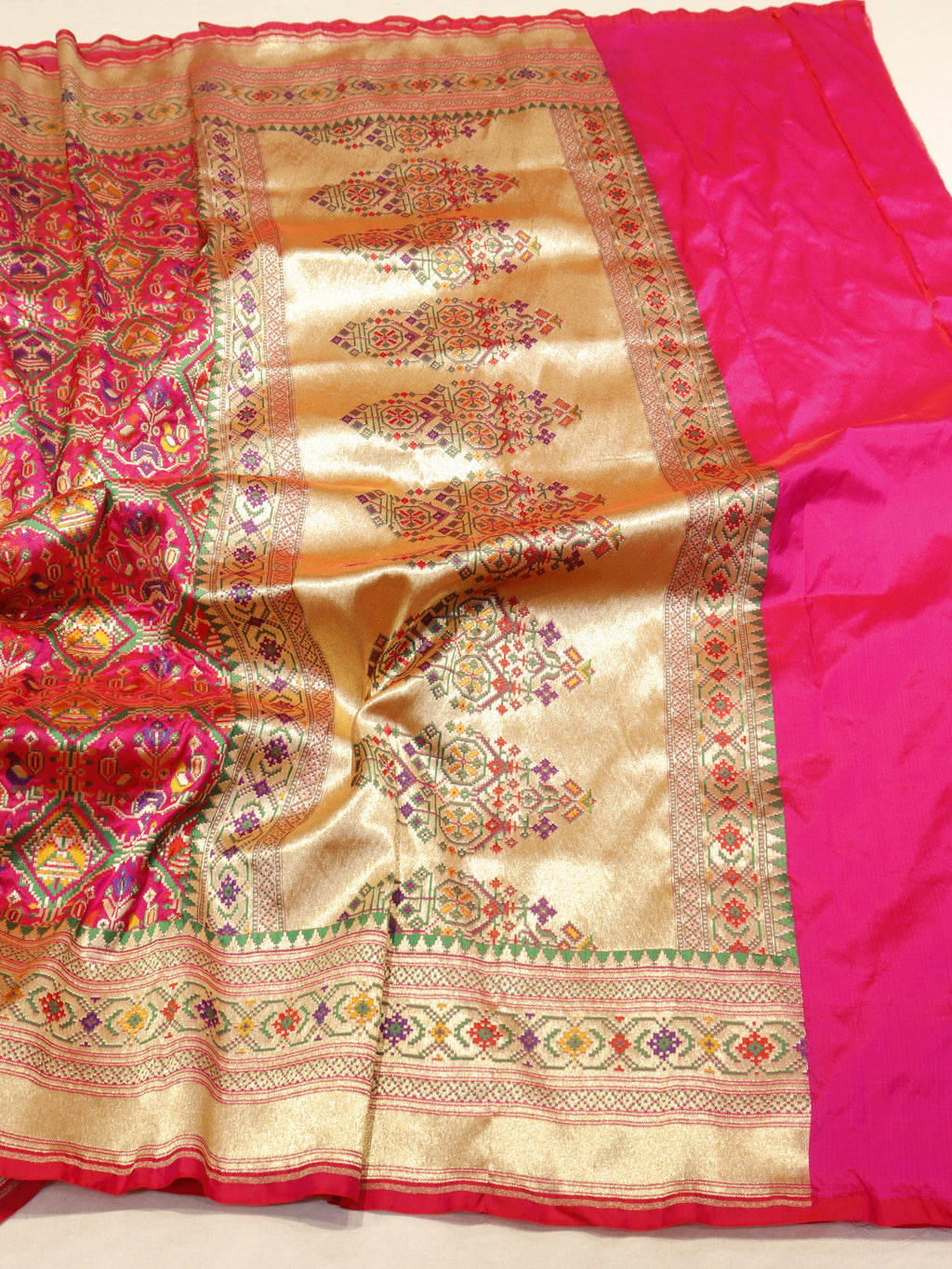 Banarasi Pure Katan Silk Patan Patola Handloom Dupatta - Pink