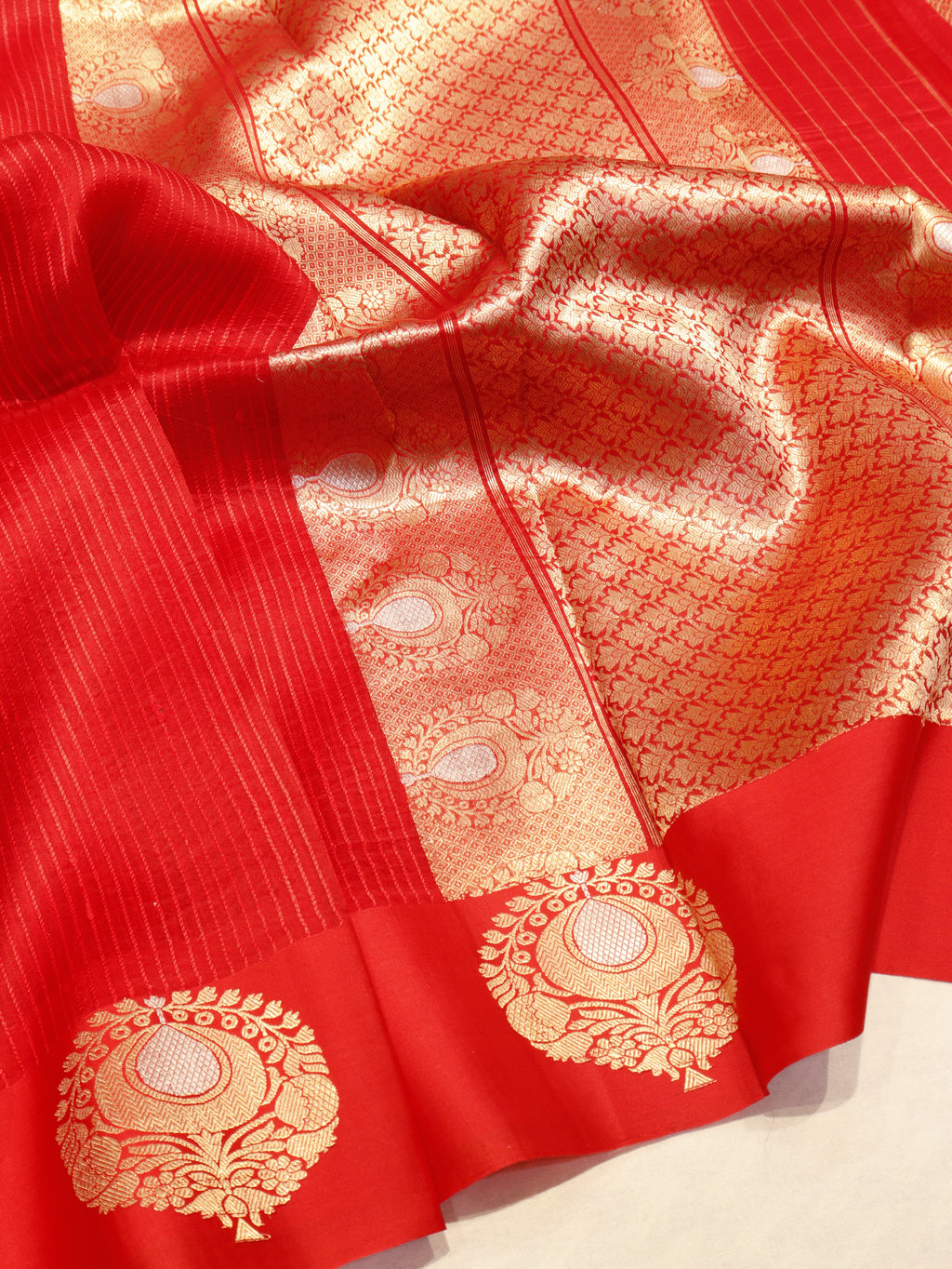 Banarasi Pure Kora Silk Handloom Saree - Red