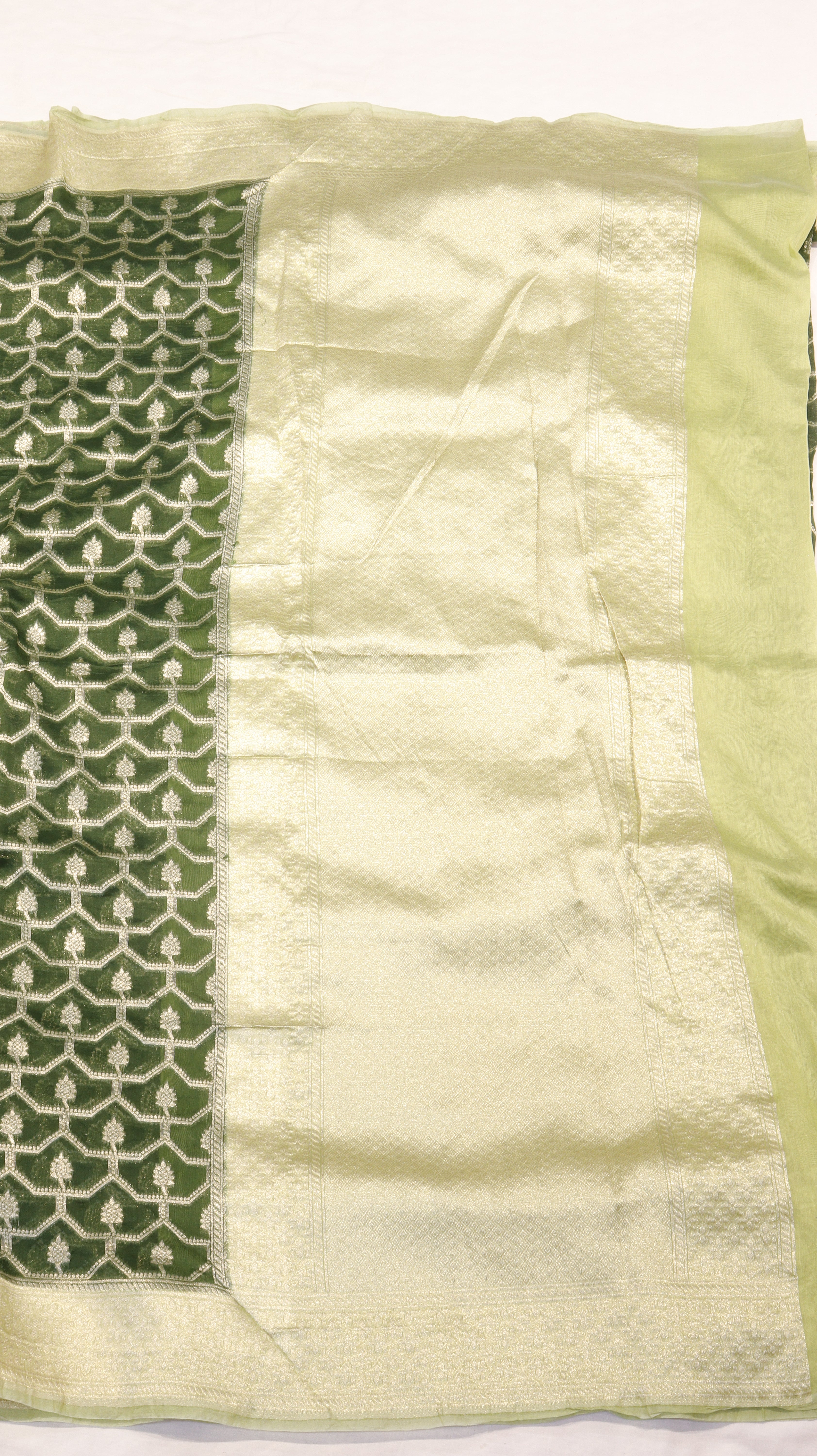 Pre-Order : Pure Moonga Muslin Silk Saree