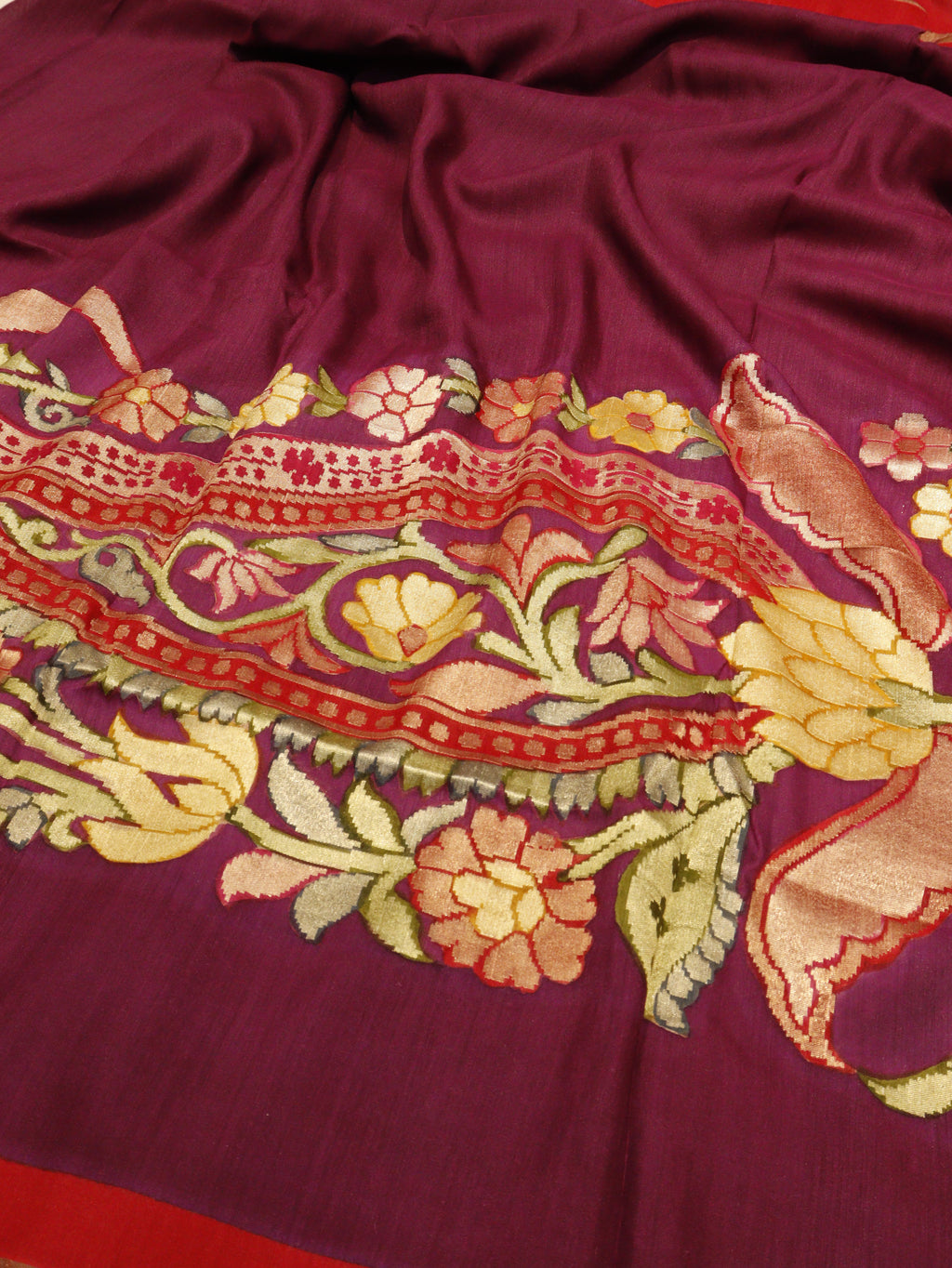 Paisley Pallu Handloom Banarasi Moonga Silk Saree - Purple with Red