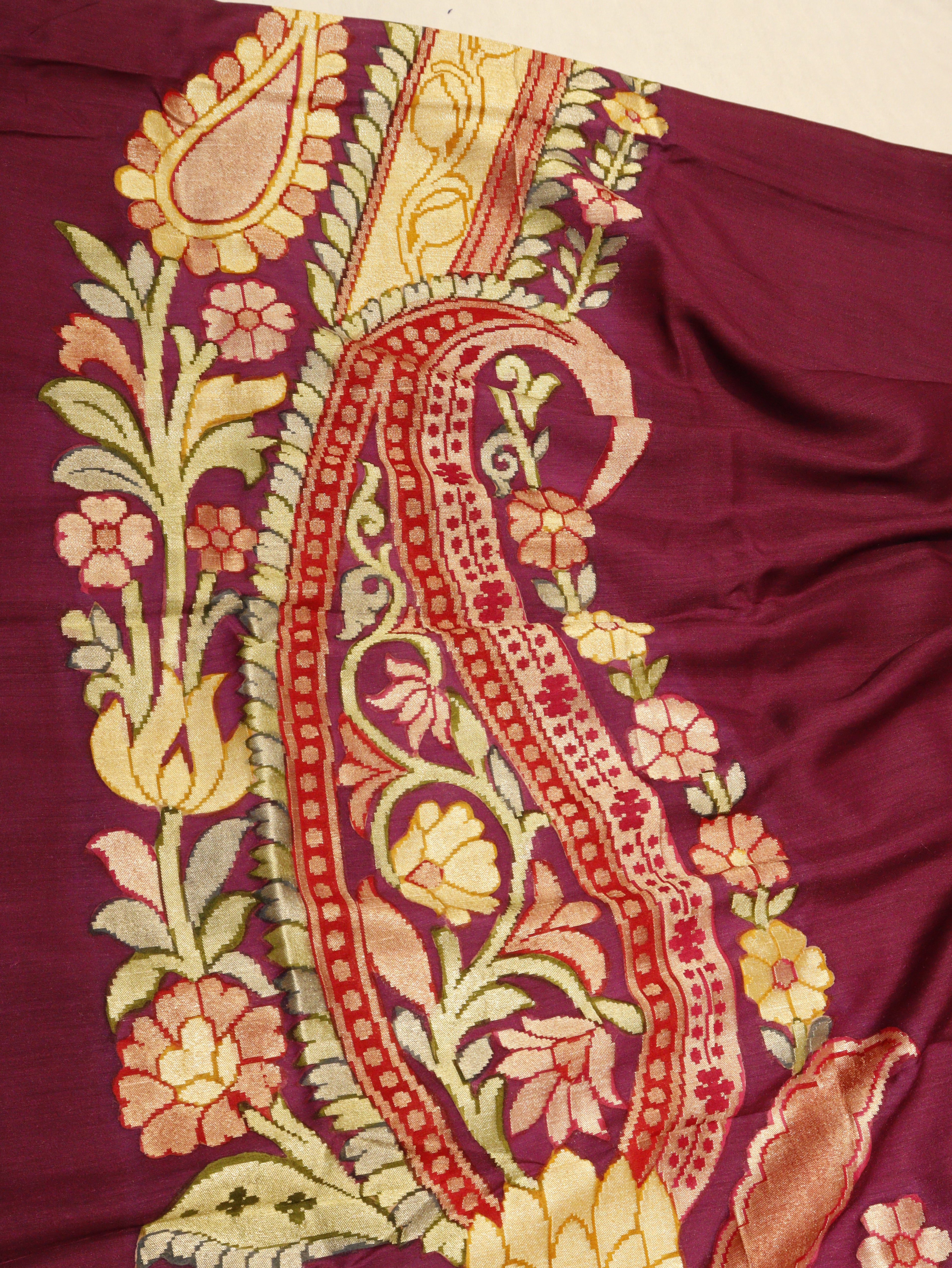 Paisley Pallu Handloom Banarasi Moonga Silk Saree - Purple with Red
