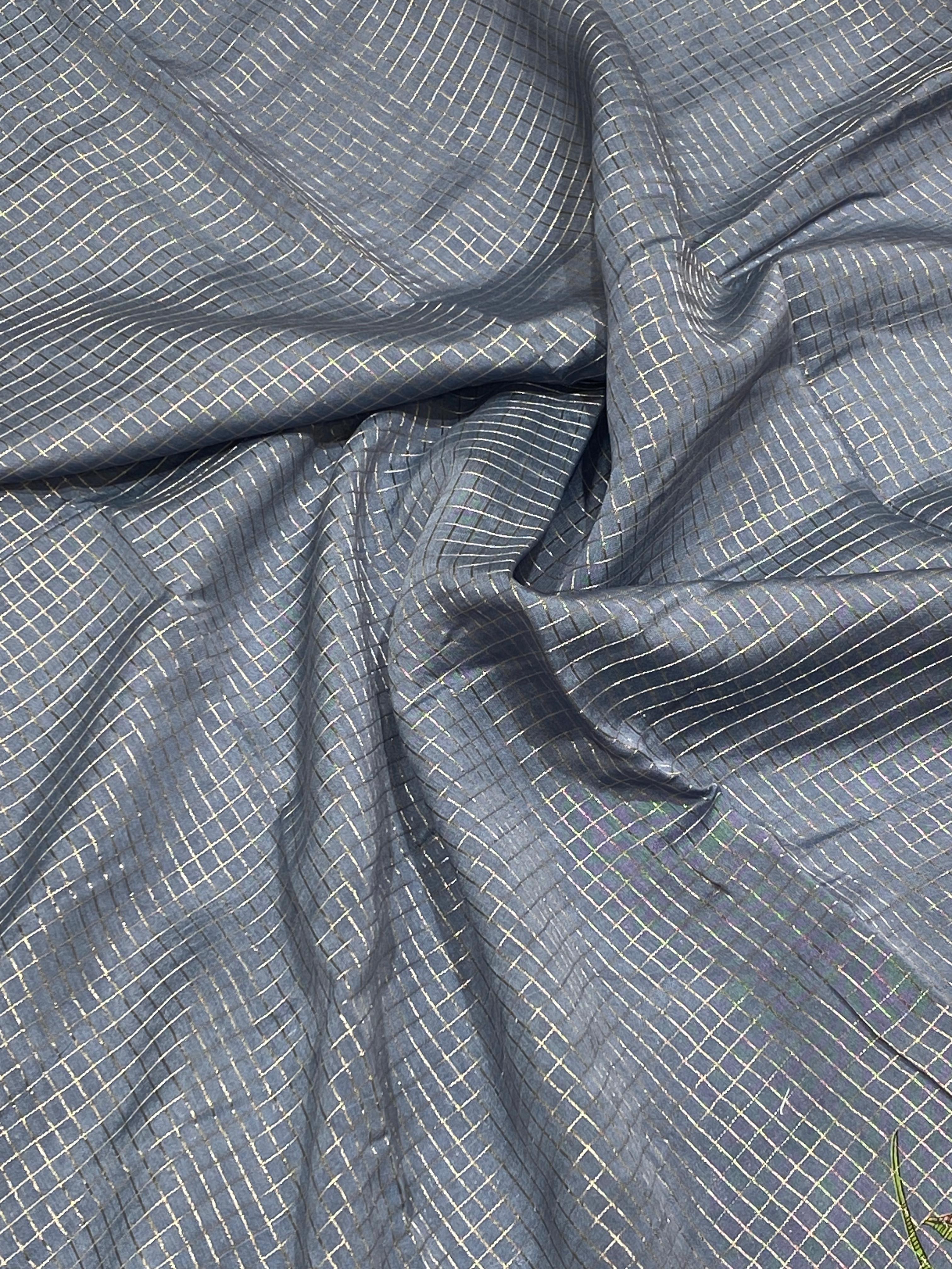 Semi Viscose Check Saree