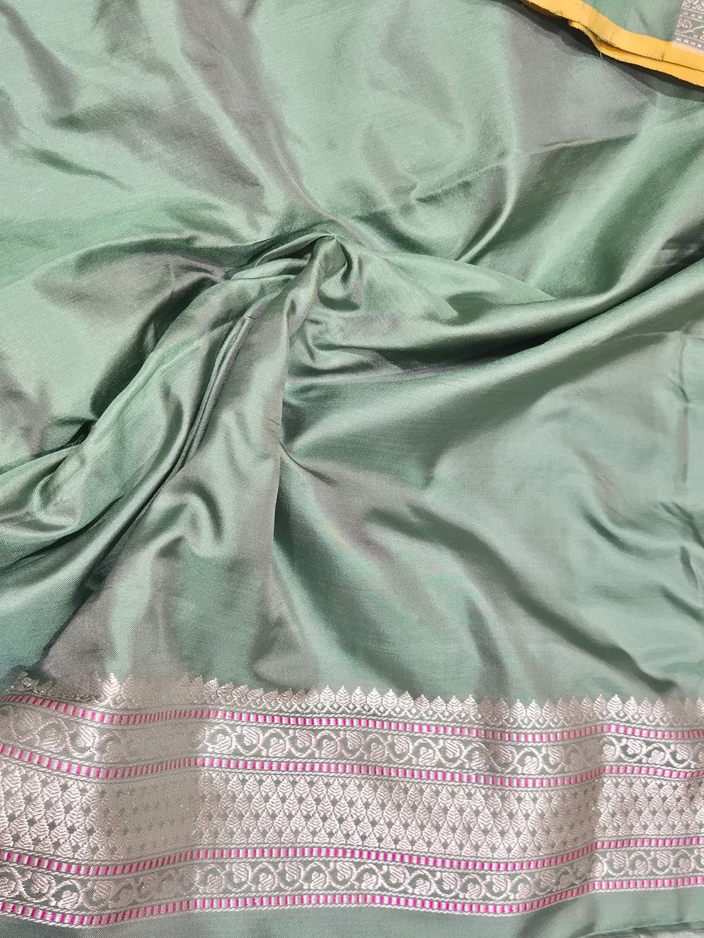 Banarasi Pure Katan Silk Handloom Saree - Green