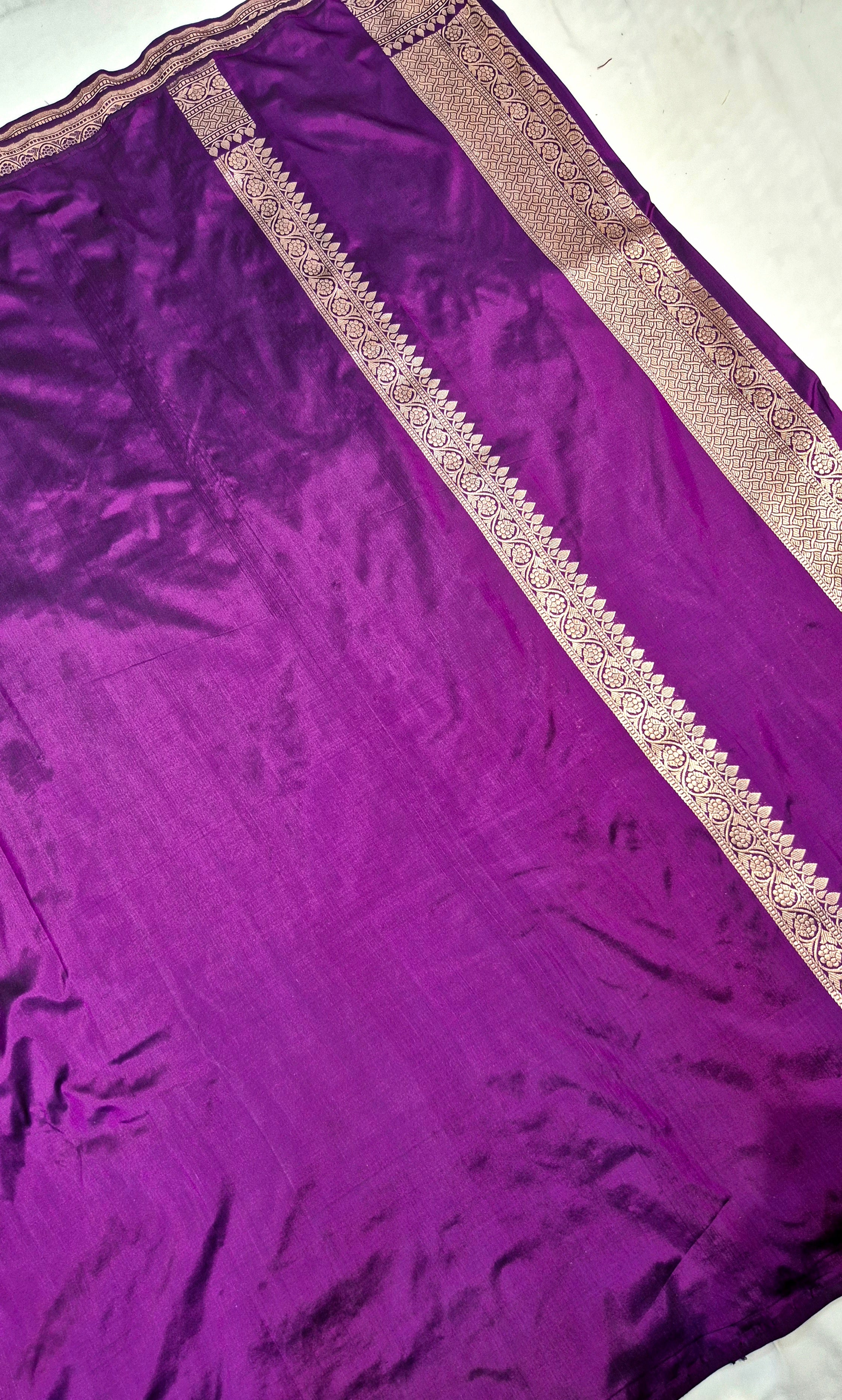 Handloom Pure Katan Chandphool Banarasi Saree - Aubergine