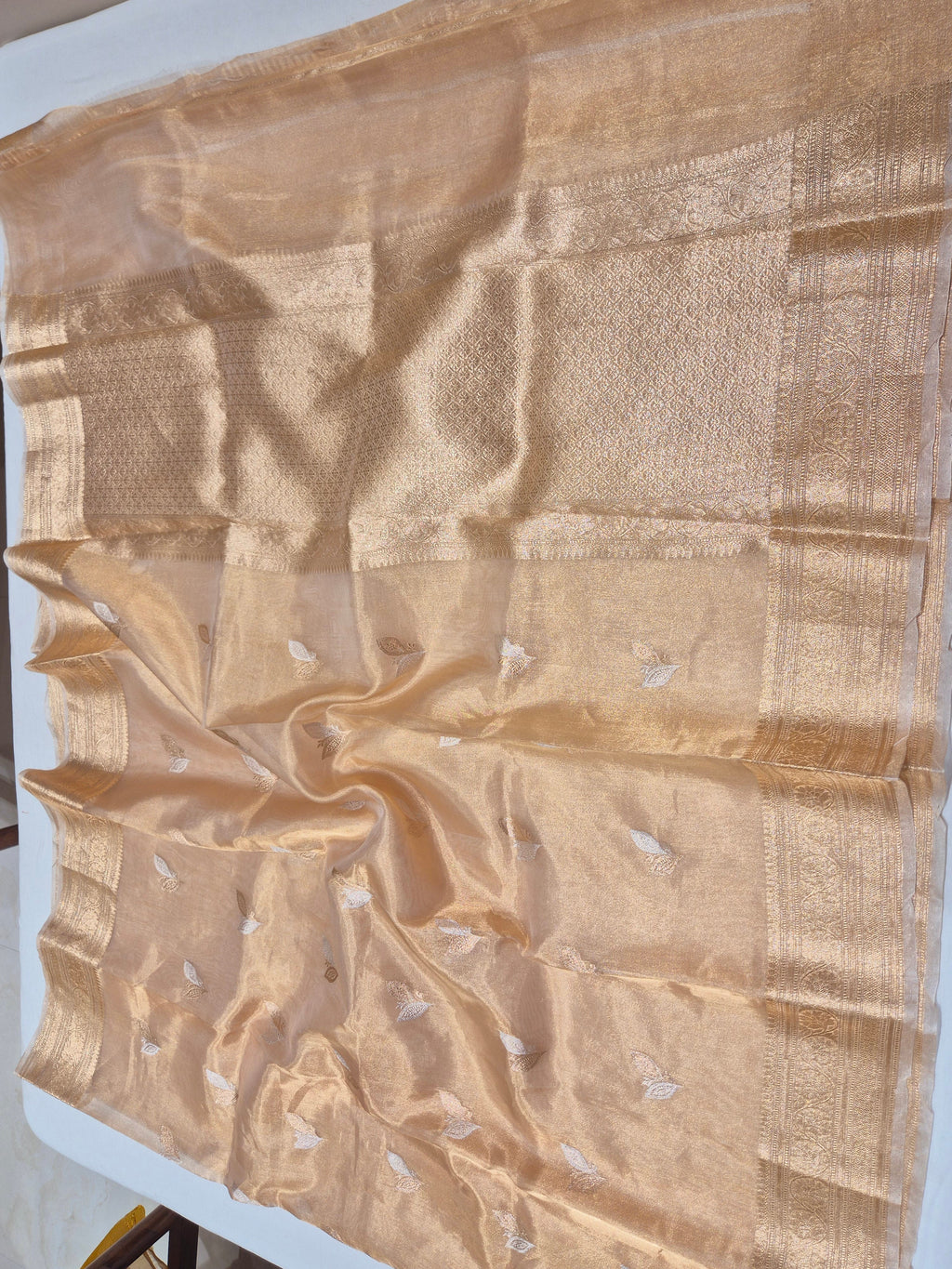 Banarasi Pure Tissue Silk Handloom Saree - Gold
