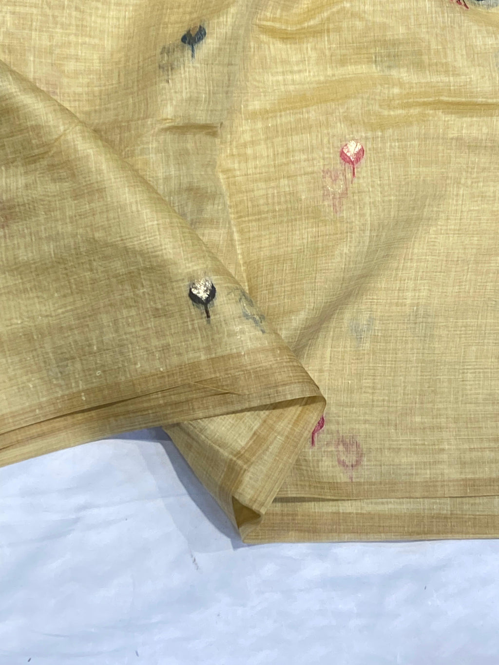 Semi Muslin Saree